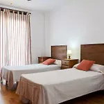 Ca La Gloria Bed & Breakfast Vilabertrán