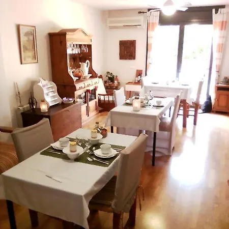 Ca La Gloria Bed & Breakfast *