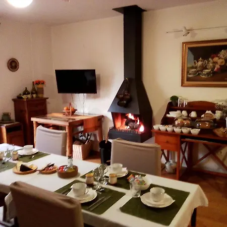 Ca La Gloria Bed & Breakfast *