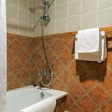 Ca La Gloria Bed & Breakfast Vilabertrán